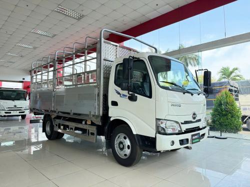 Xe Tải HINO 3.5 Tấn Thùng Mui Bạt Nhôm dài 4.5 m