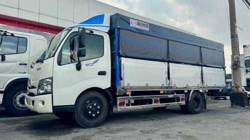 Xe Tải HINO 3.5 Tấn Thùng Mui Bạt Nhôm